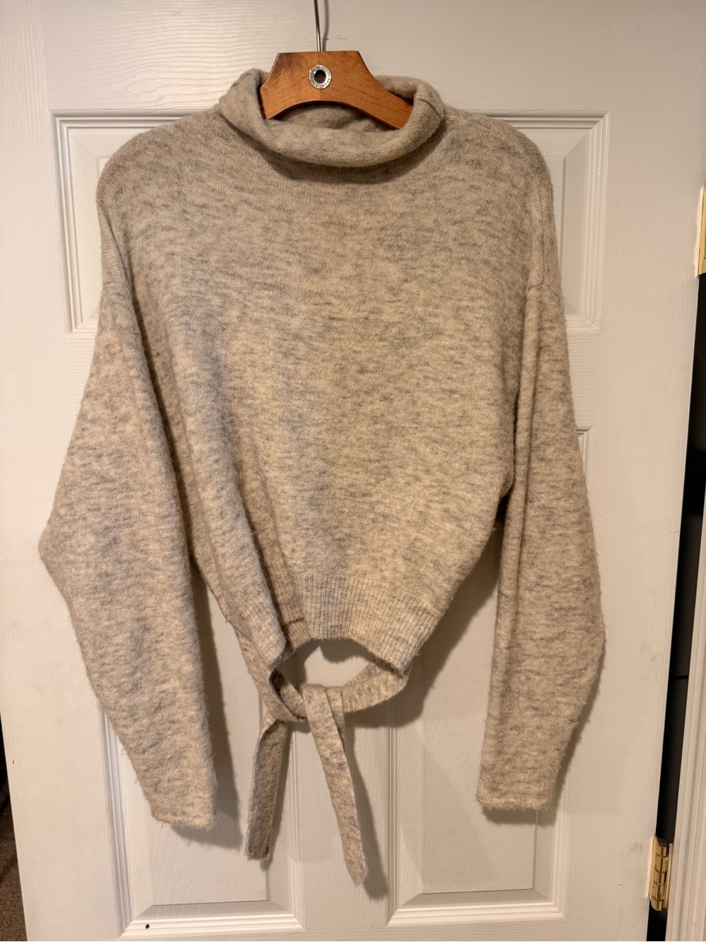 Aritzia Wilfred Loren sweater size S